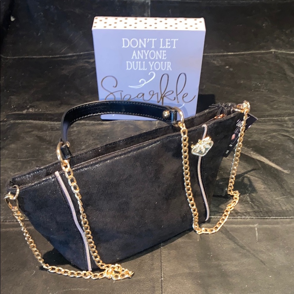 Yves Saint Laurent Beauty Black and Gold Crossbody Bag with bonus brooch - Picture 7 of 16